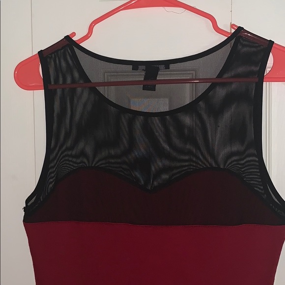 Dress - Picture 3 of 3